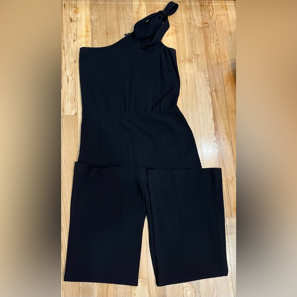 Theory black jumpsuit one-shoulder bow - Picture 4 of 5